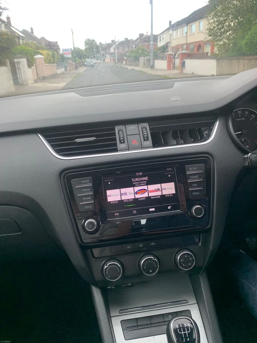 Skoda Octavia 2015 - Image 4