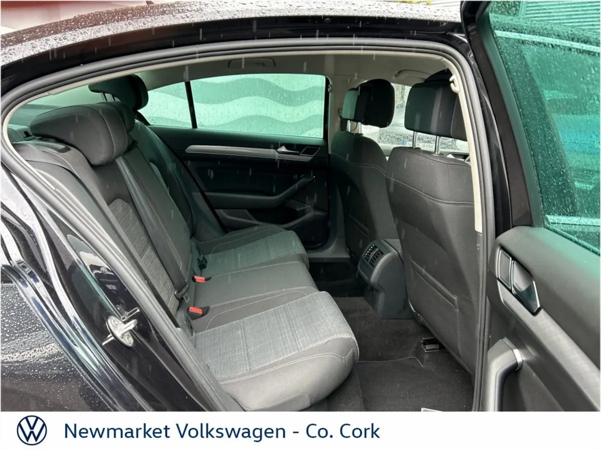 Volkswagen Passat 2.0TDI 150BHP BUSINESS 6 SPEED - Image 4