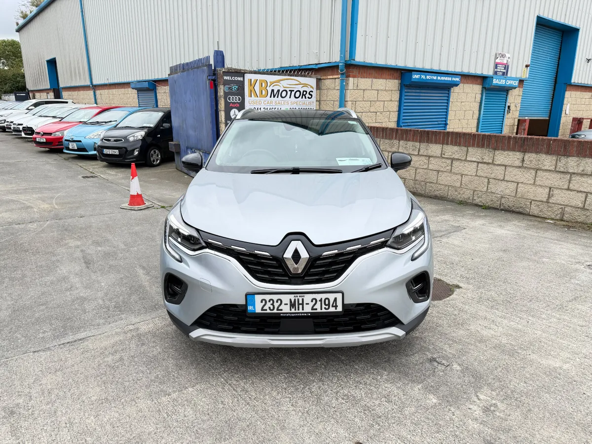 2023 Renault Captur 1.6 Techno E-tech Phev AUTO - Image 2