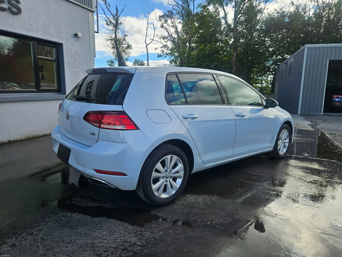 2017  VW Golf TSI Automatic - Image 2
