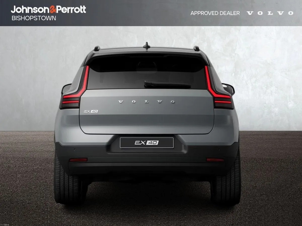 Volvo EX40 P5 Long Range Ultra Pro (82 kWh 252bhp) - Image 6