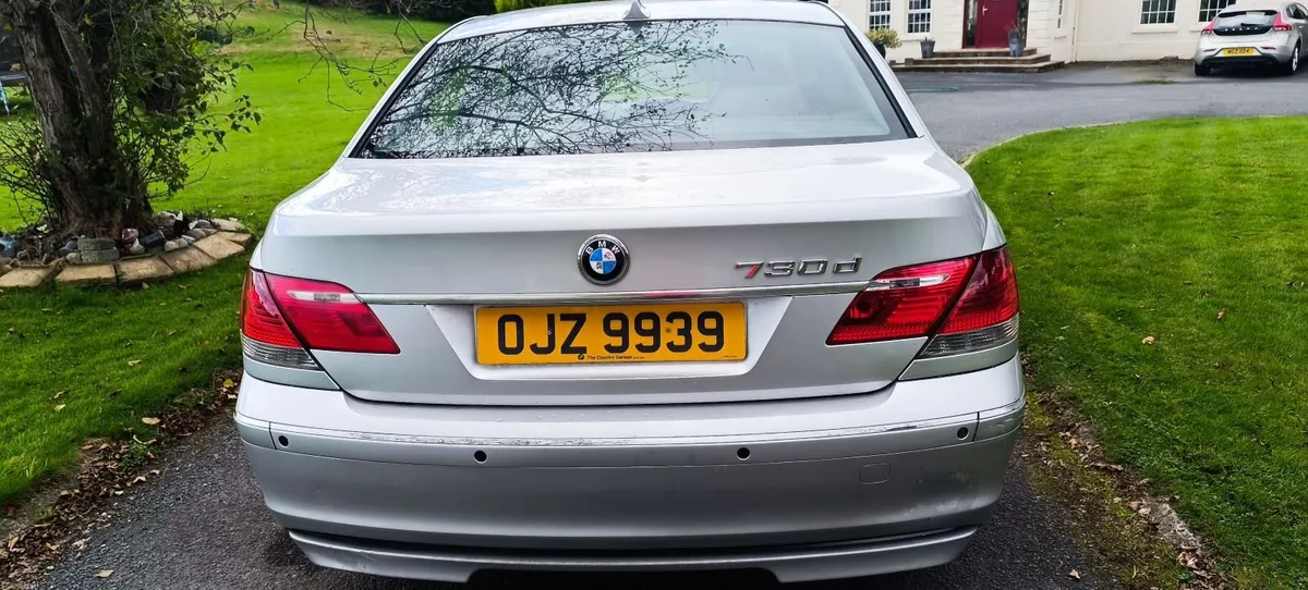 BMW 7-Series 2006 - Image 4