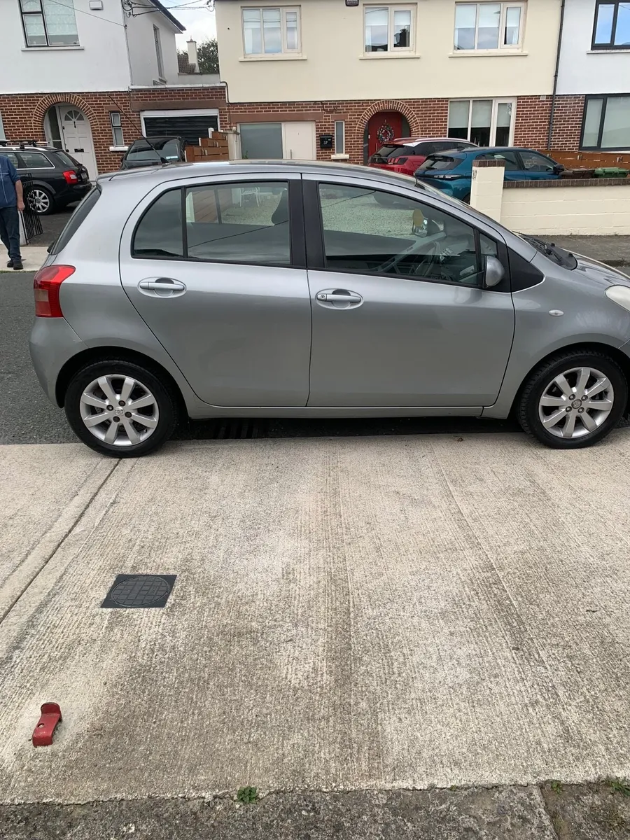 Toyota Yaris 2007 - Image 5