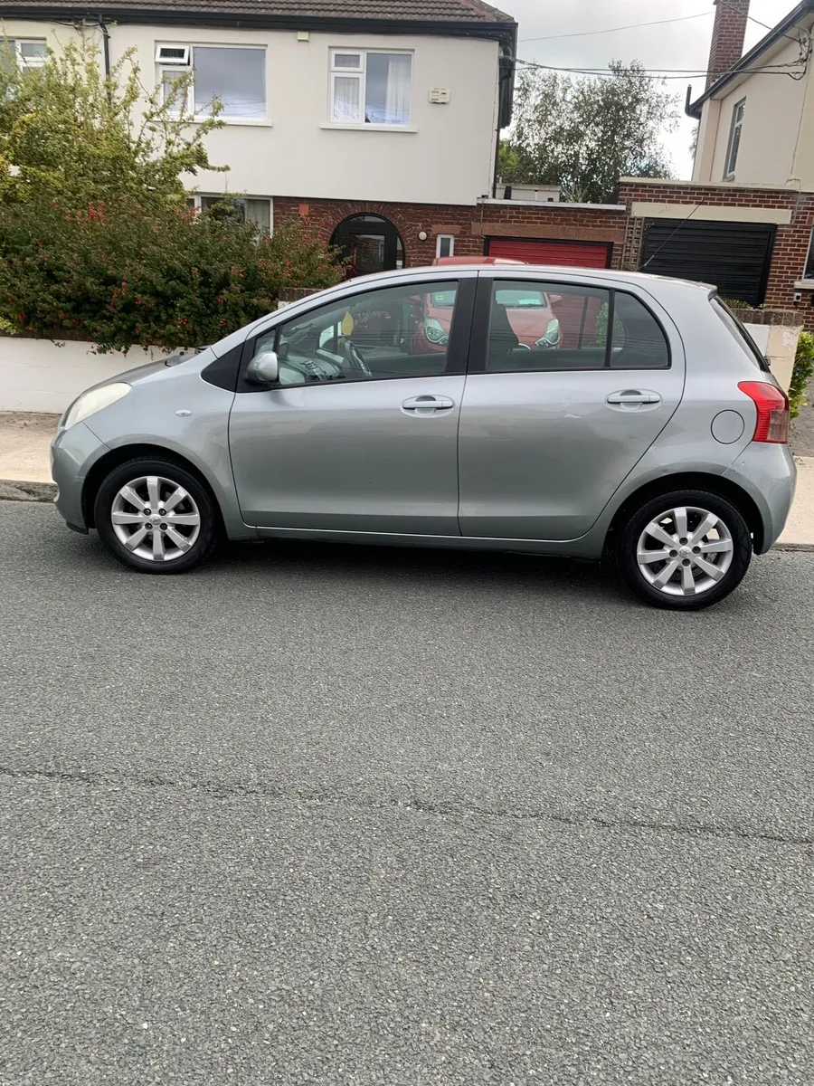 Toyota Yaris 2007 - Image 6