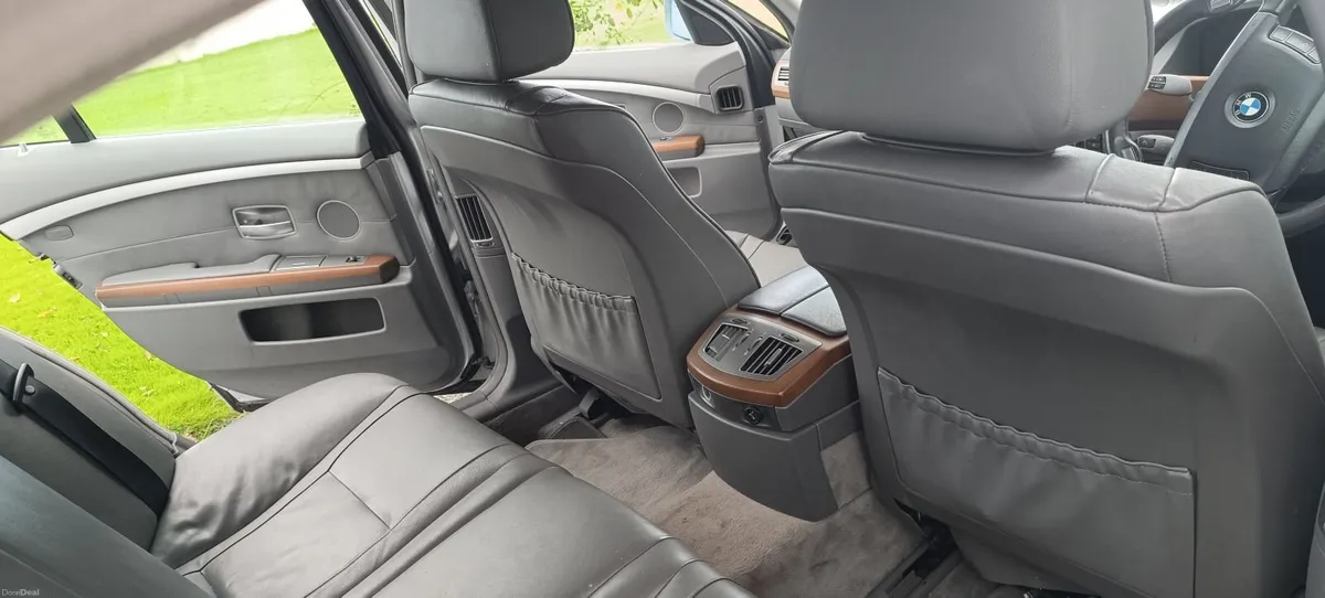 BMW 7-Series 2006 - Image 6