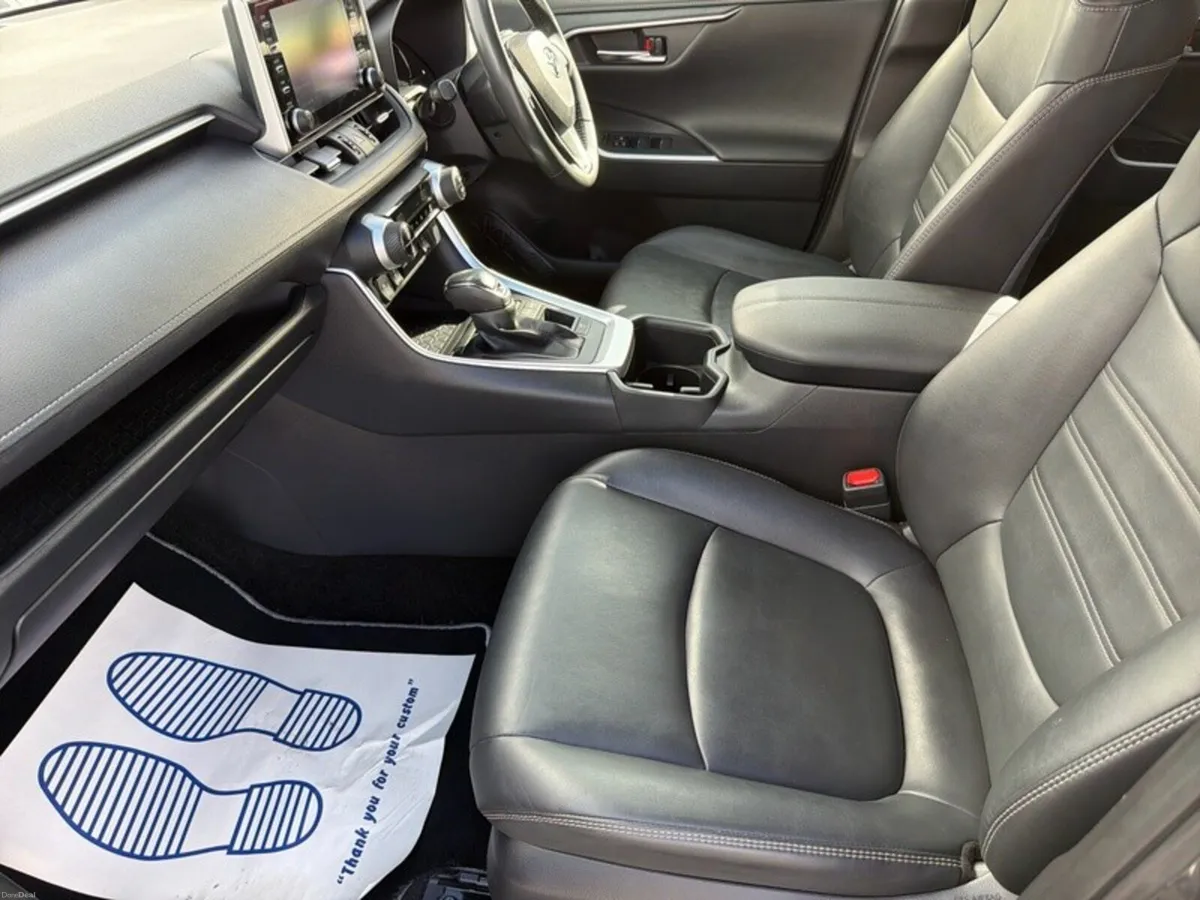 Toyota RAV4 High Spec RAV4 Sol Hybrid - Image 6