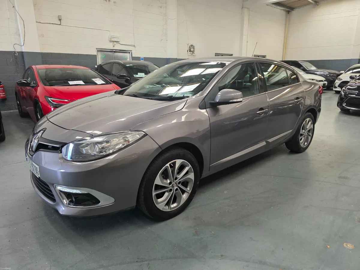 Renault Fluence R-Link 2017 Diesel Low Mileage - Image 3