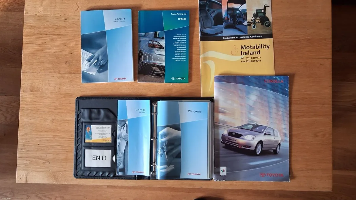 Toyota Corolla 2004 Estate with Mobility Aid - Image 3