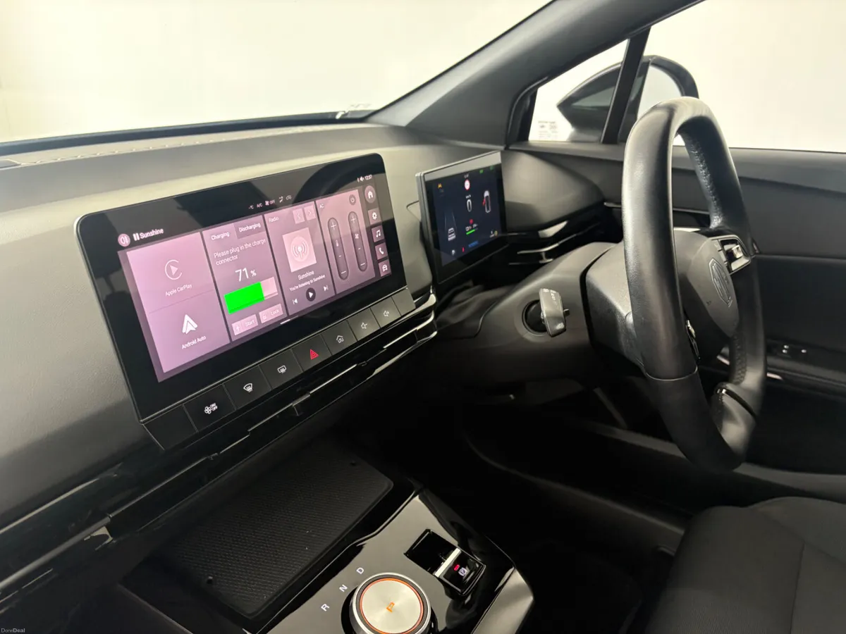 MG MG4 Excite LR 64Kwh 2023 - Image 4