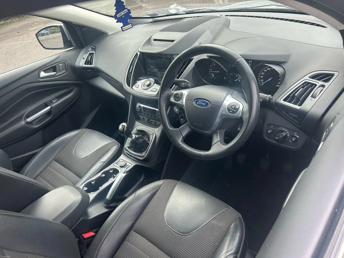 Ford Kuga 2016 - Image 6