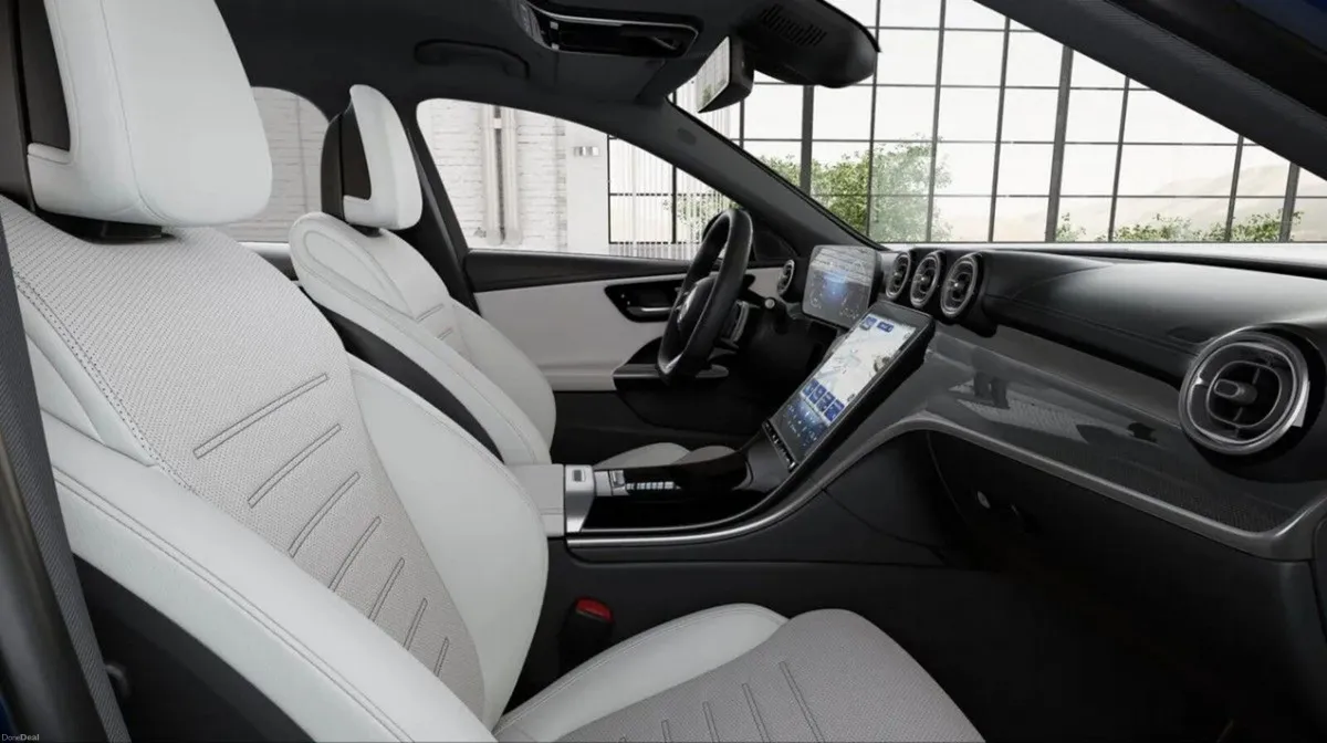 Mercedes-Benz C-Class C 200d AMG LINE PLUS EDITION - Image 4