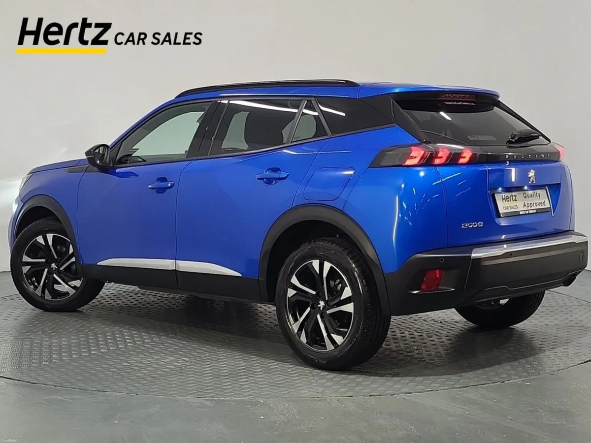Peugeot 2008 Allure 1.2 Petrol Manual - Image 3