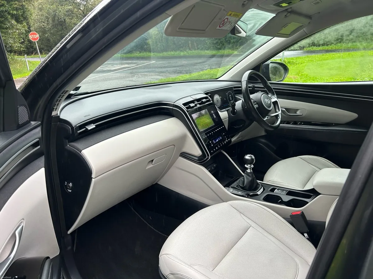 2021 Hyundai Tucson 1.6diesel Executive plus - Image 5