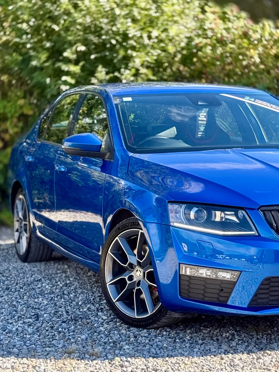 2016 Skoda Octavia RS 2.0 TDI 184HP DSG 4x4 - Image 3
