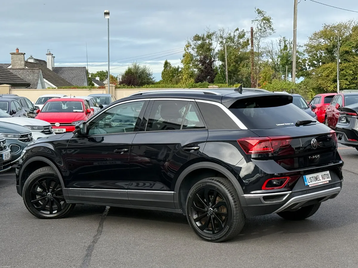 222 VW T-ROC BLACK STYLE 2.0 150BHP AUTO - Image 3