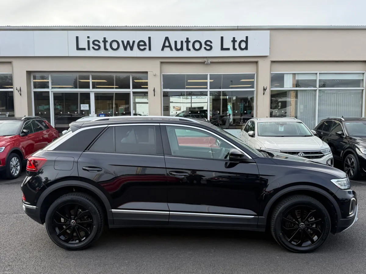 222 VW T-ROC BLACK STYLE 2.0 150BHP AUTO - Image 1