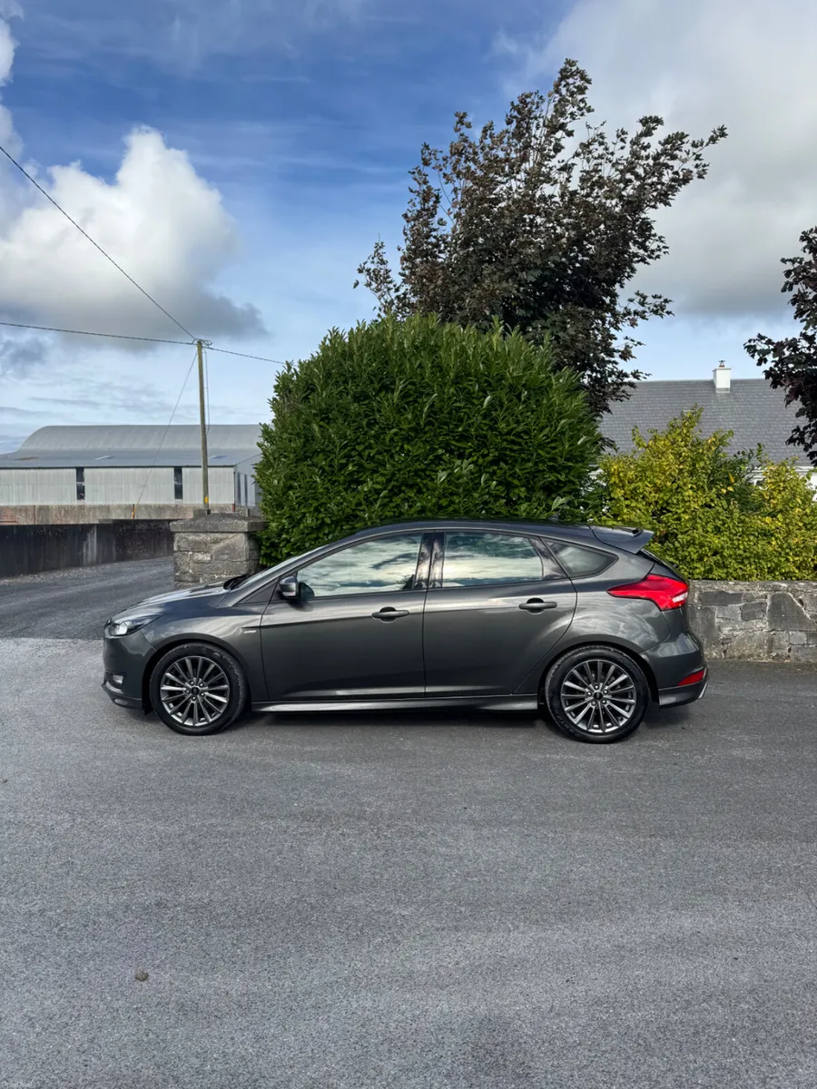 Ford Focus 2017 - Image 5