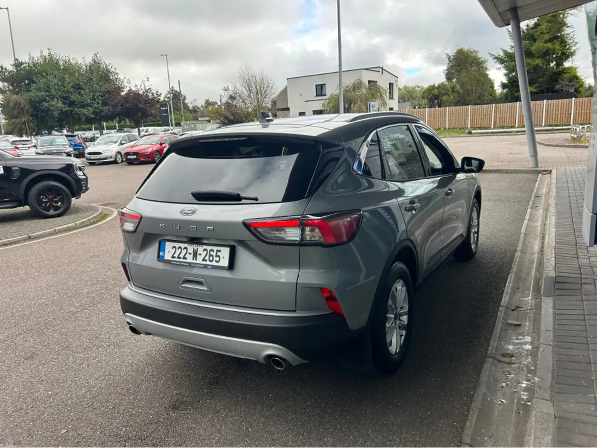 Ford Kuga TITANIUM 5DR 1.5 TD 120 S6.2 M6 F - Image 6