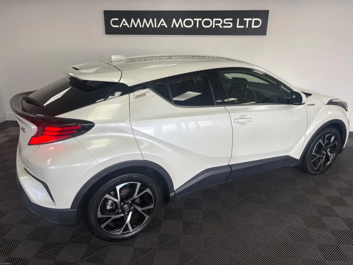 Toyota C-HR 2021 TOYOTA C-HR*MULTIFUNCTIONAL STEER - Image 2