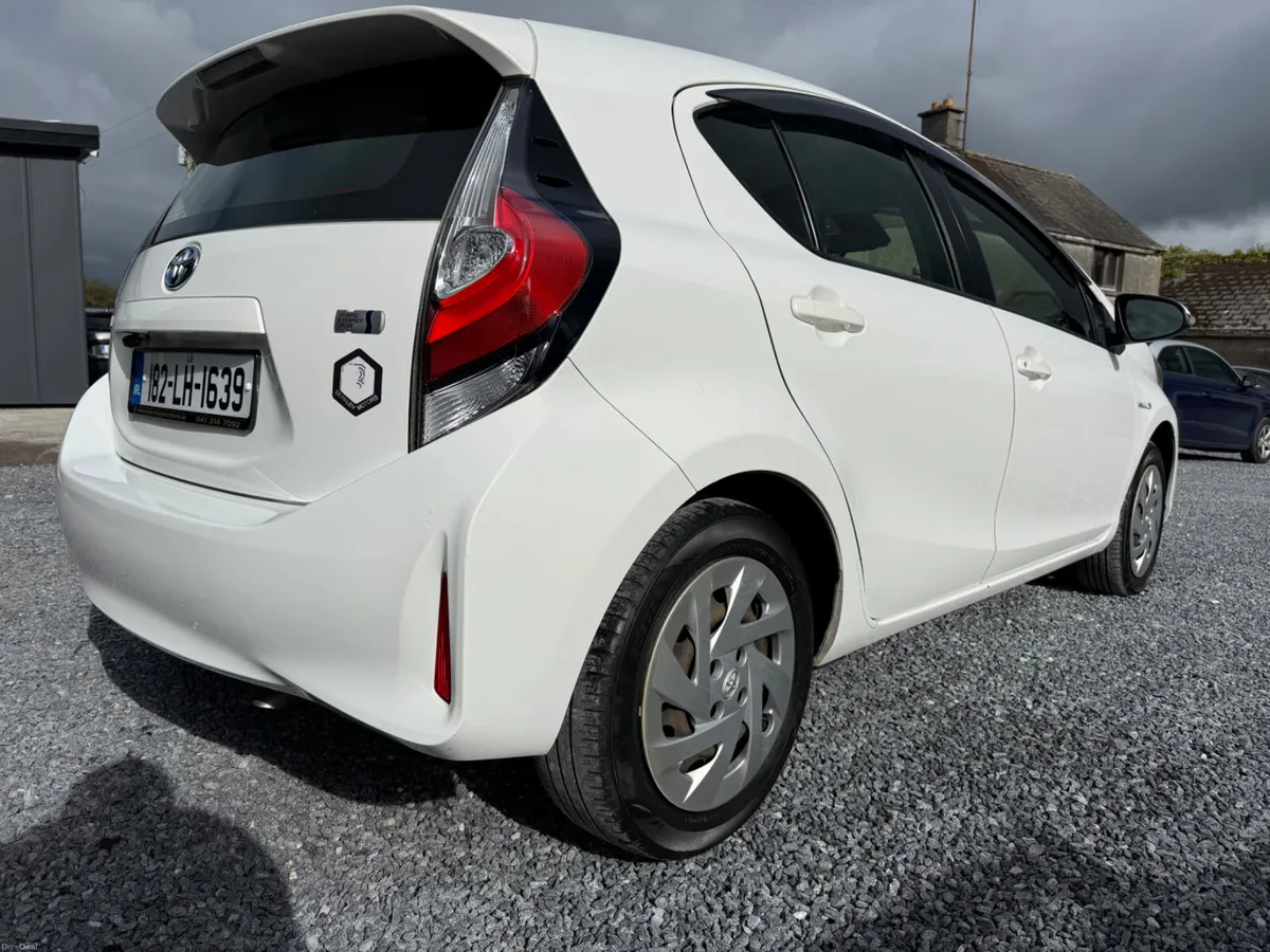 2018 Toyota Aqua 1.5 Hibrid Automatic - Image 5