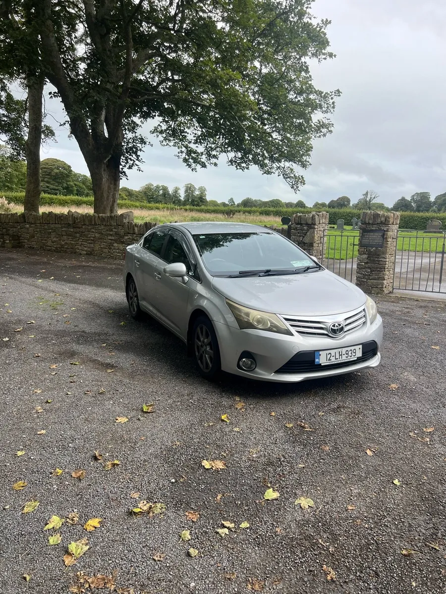 Toyota Avensus - Image 1