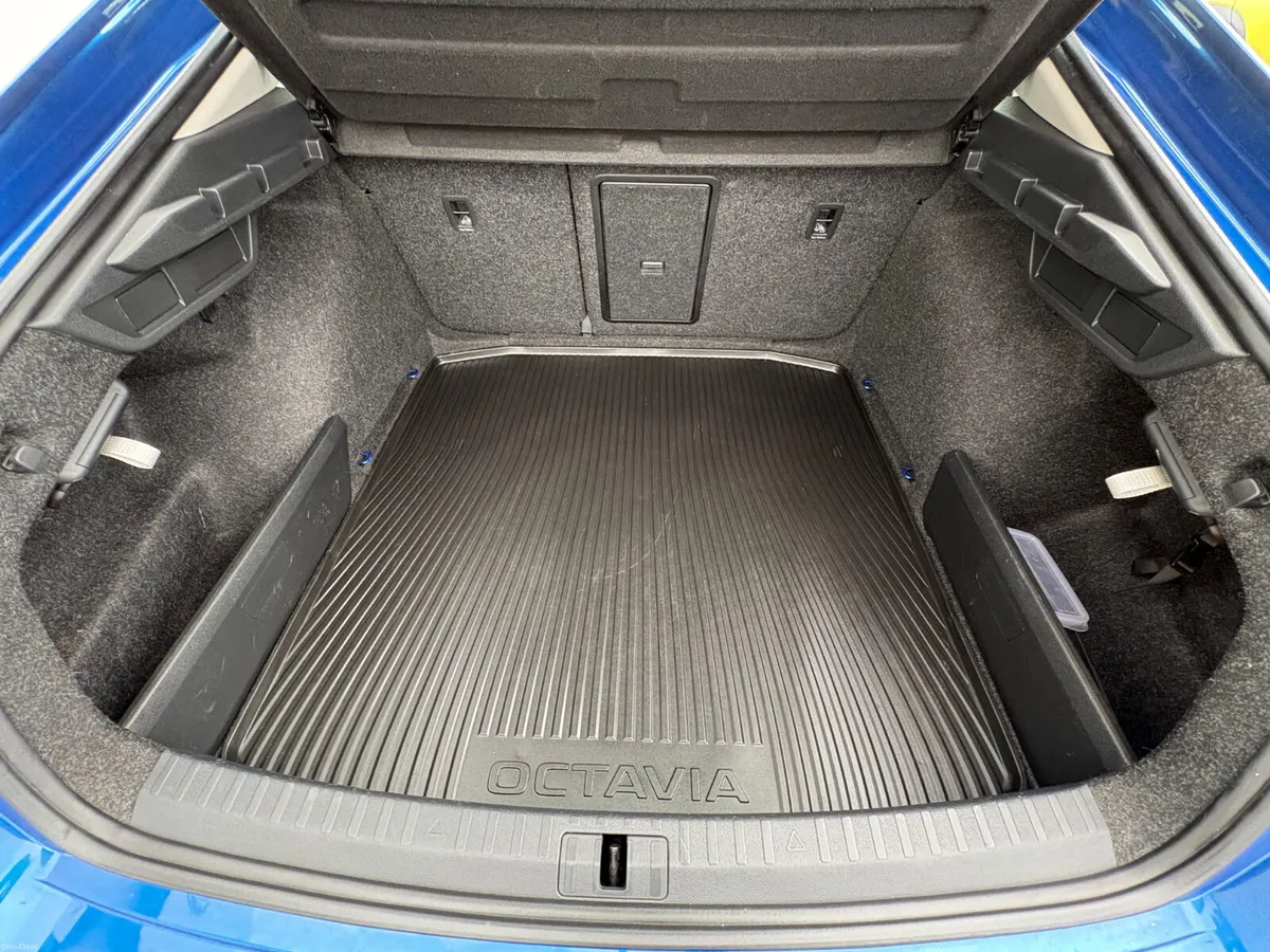 Skoda Octavia 2021 - Image 4