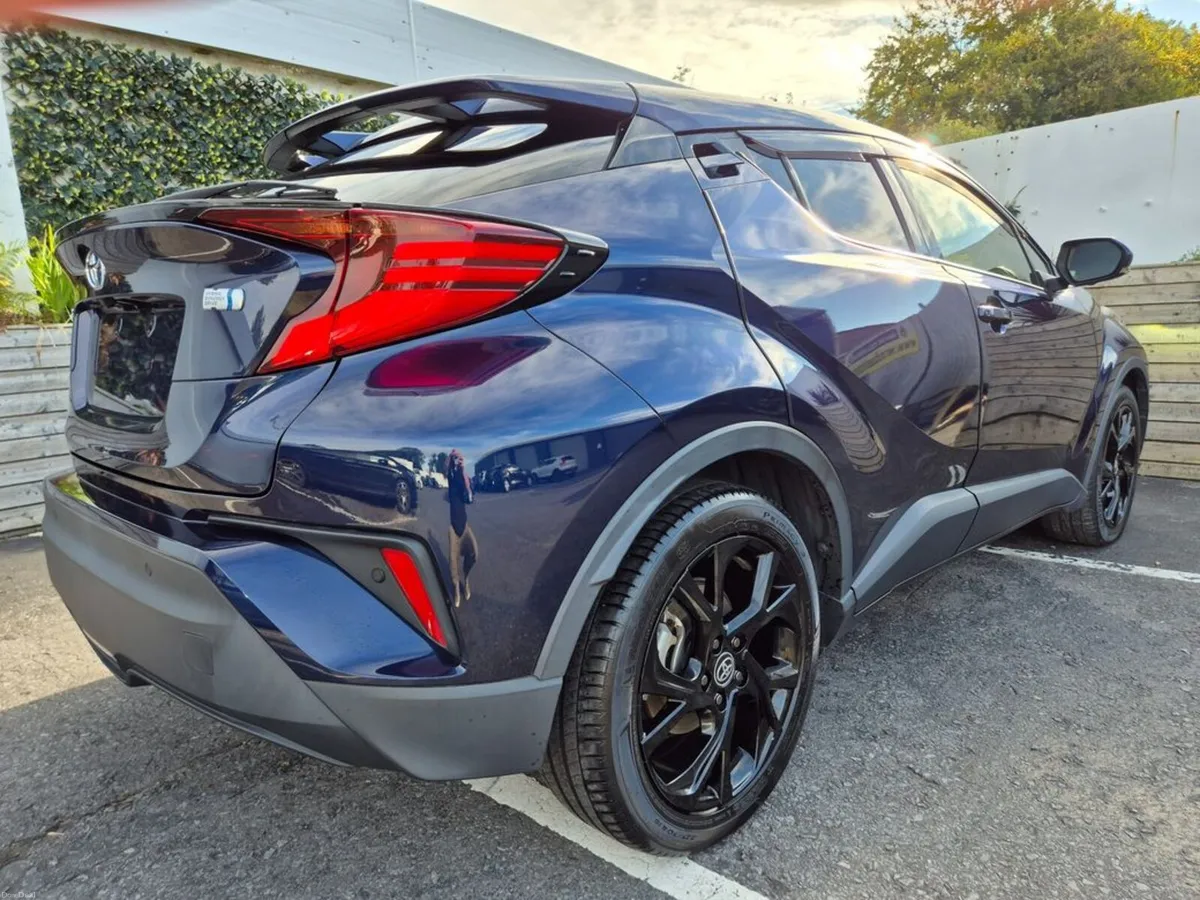 Toyota C-HR 1.8 HYBRID / SOL G-PACK NERO / TAX €16 - Image 5
