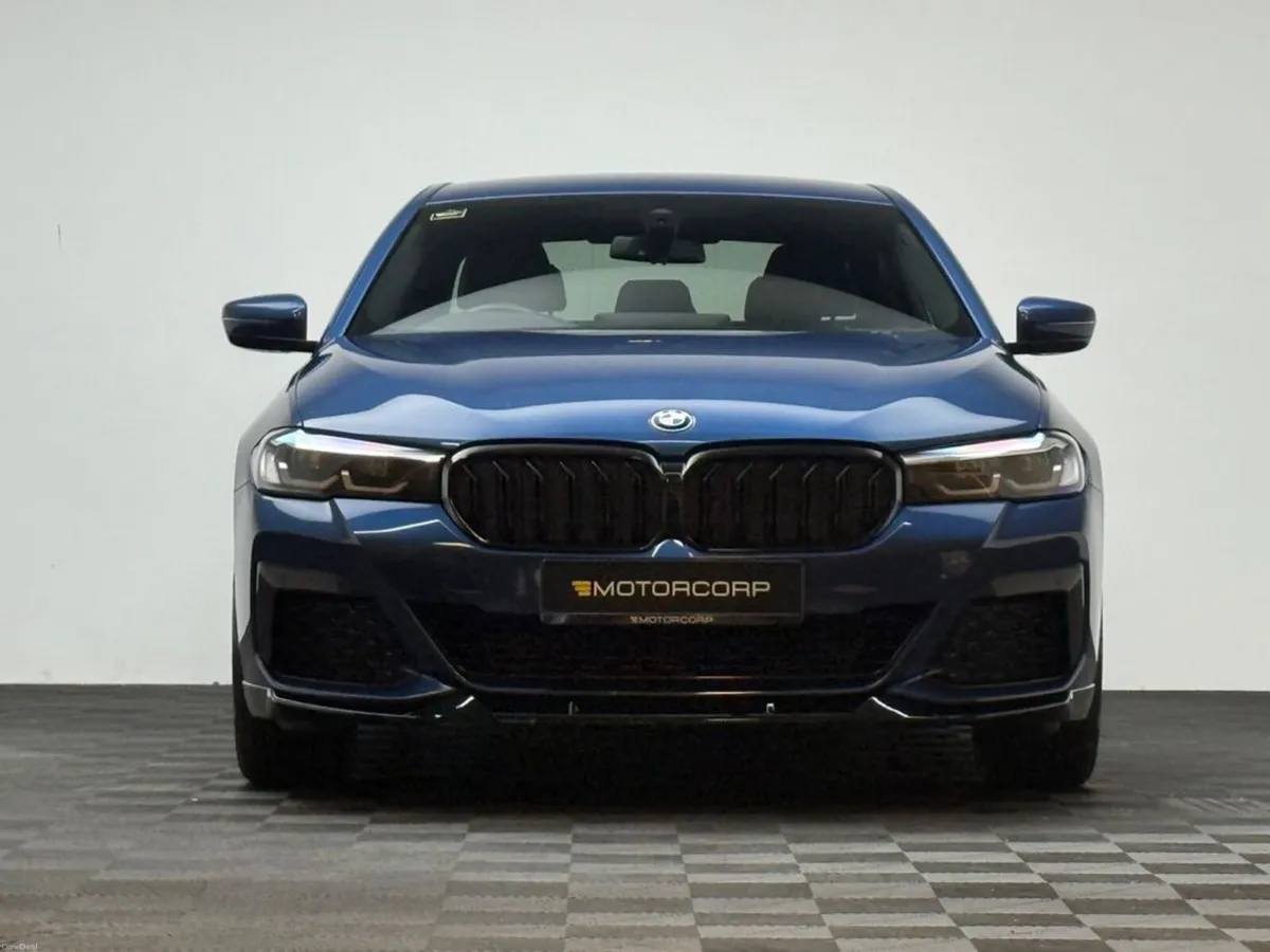 BMW 5-Series 530E M SPORT - Image 2
