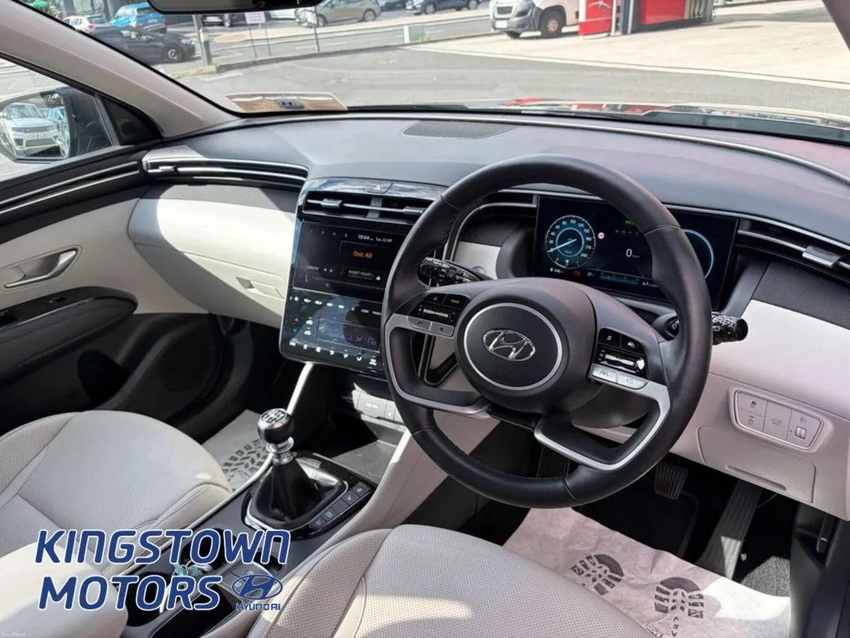 Hyundai Tucson Executive Plus 5DR - Image 5