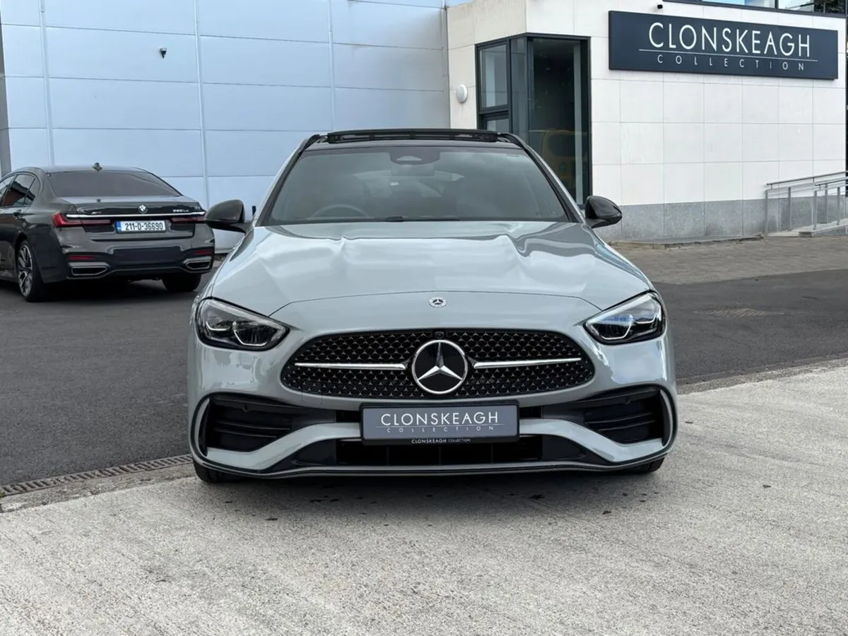 Mercedes-Benz C-Class C 300 E URBAN EDITION - Image 3