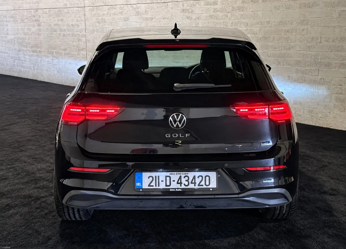 Volkswagen Golf eTSI R Style - Image 2