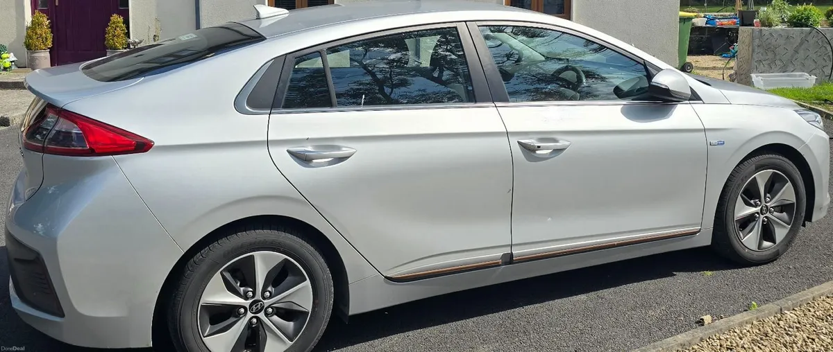 Hyundai IONIQ 2018 - Image 3