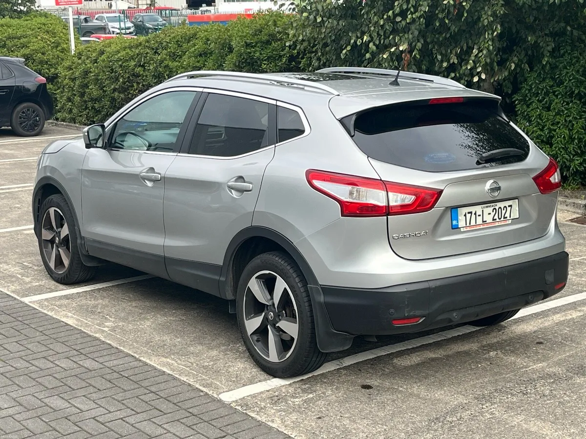 2017 Qashqai 1.2, Only 110k km, PREMIUM Spec., - Image 3