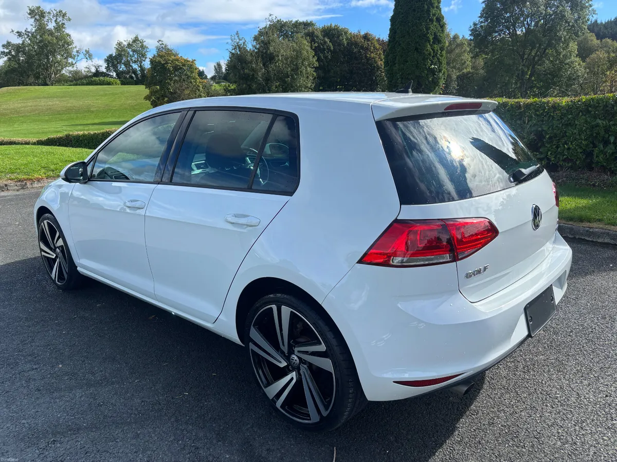 VOLKSWAGEN GOLF 1.2 TSI AUTO 2016 - Image 5