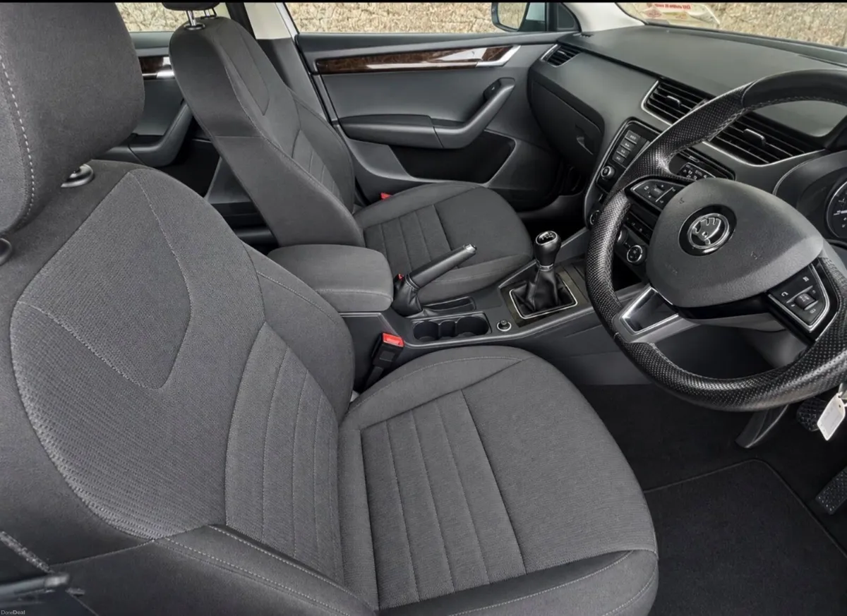 Skoda Octavia 2017 - Image 5