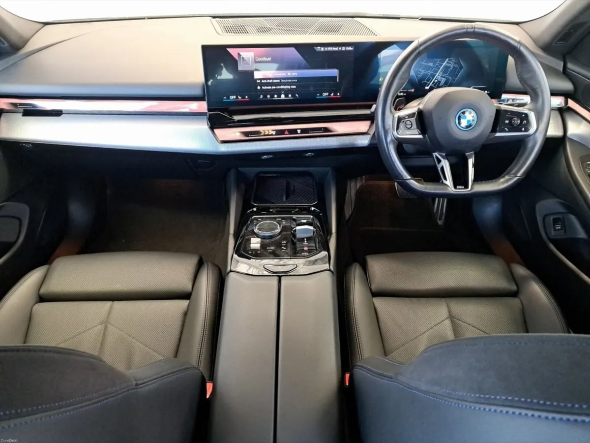 BMW i5 I5 Edrive40 M Sport 340 Electric 83.9 kWh A - Image 3
