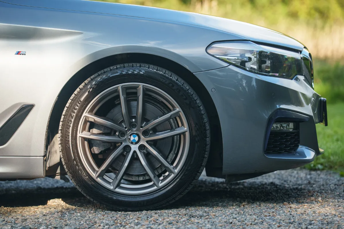 2018 BMW 520i M-Sport - Full Service History - Image 5