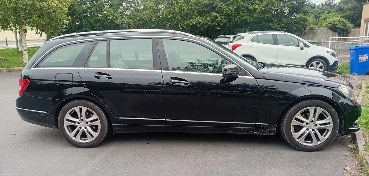 Mercedes-Benz C-Class 2013 - Image 3
