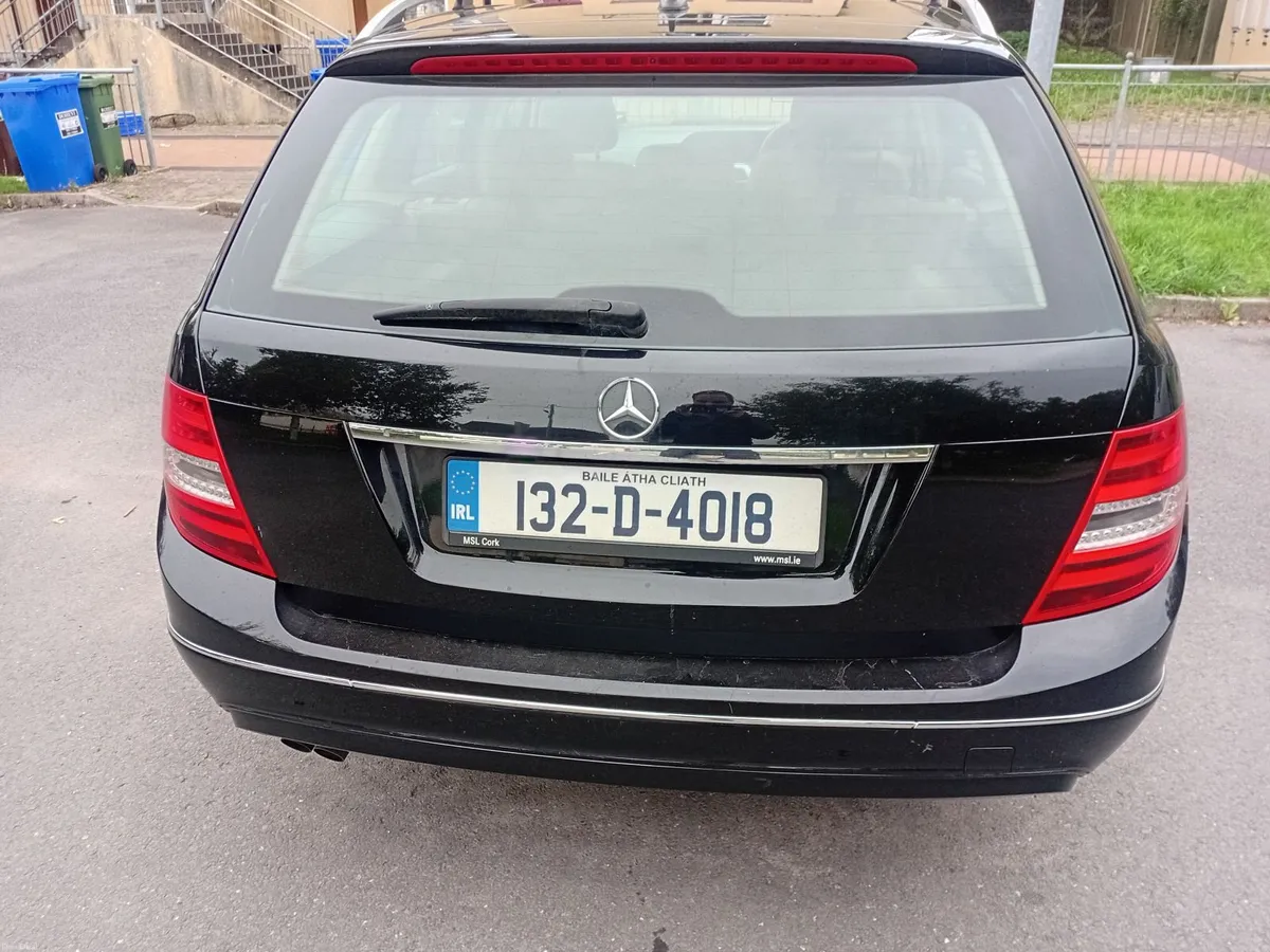 Mercedes-Benz C-Class 2013 - Image 4