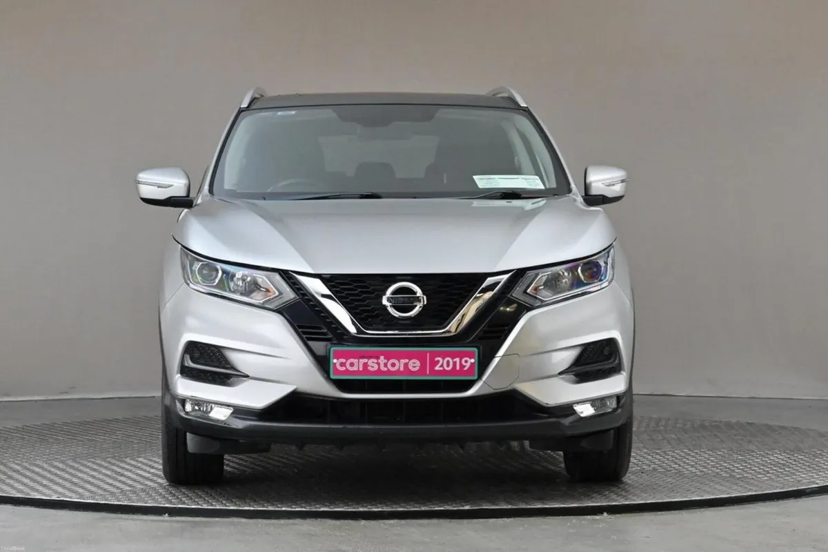 Nissan Qashqai 1.3 PET SV DCT **GLASS ROOF**SAT NA - Image 2