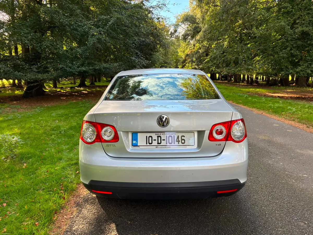 Volkswagen Jetta 2010 1.4 TSI - Image 5