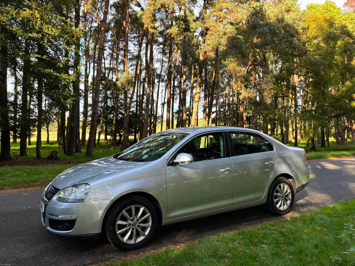 Volkswagen Jetta 2010 1.4 TSI - Image 3