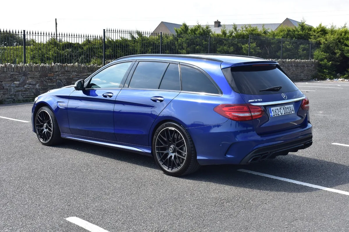 Mercedes Benz C63 AMG Estate - Image 3