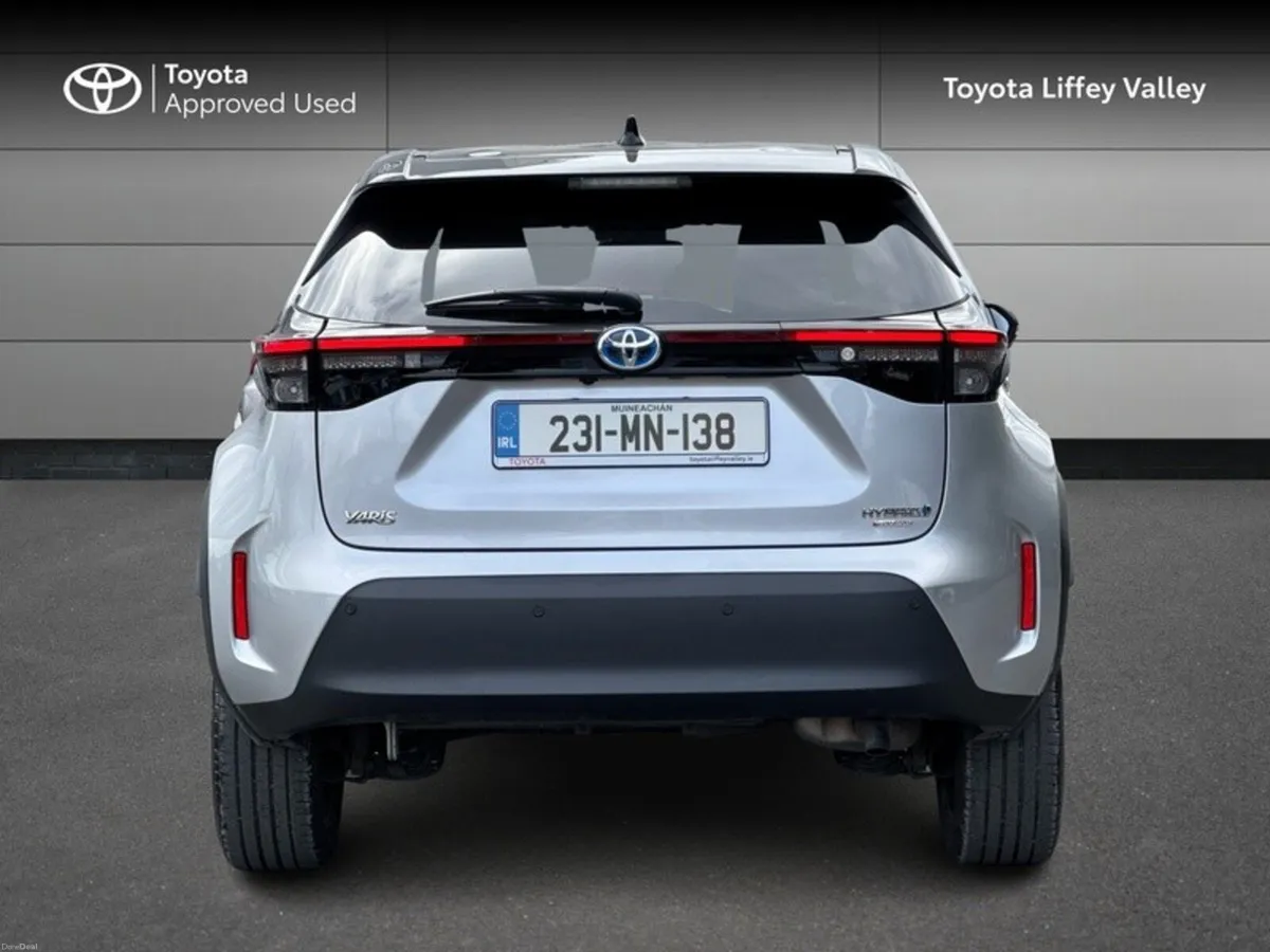 Toyota Yaris Cross YARIS CROSS LUNA SPORT - Image 4