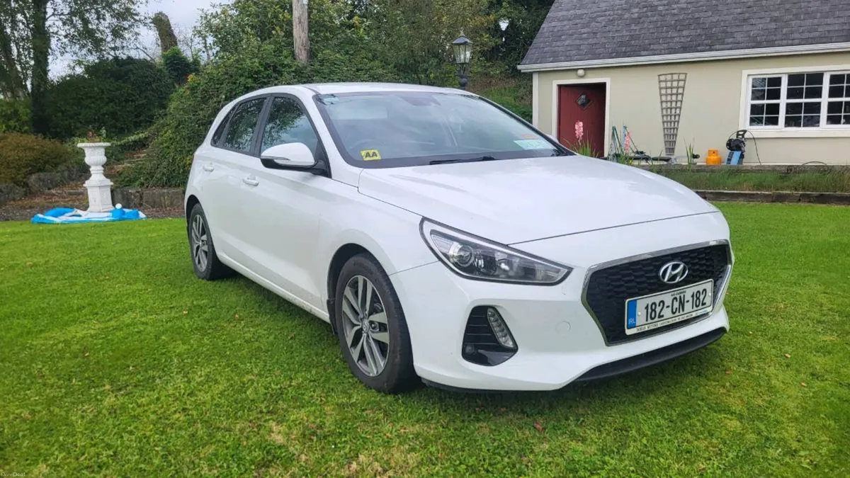 2018 Hyundia i30 diseal 5-Door 6-speed Test 2028 - Image 6
