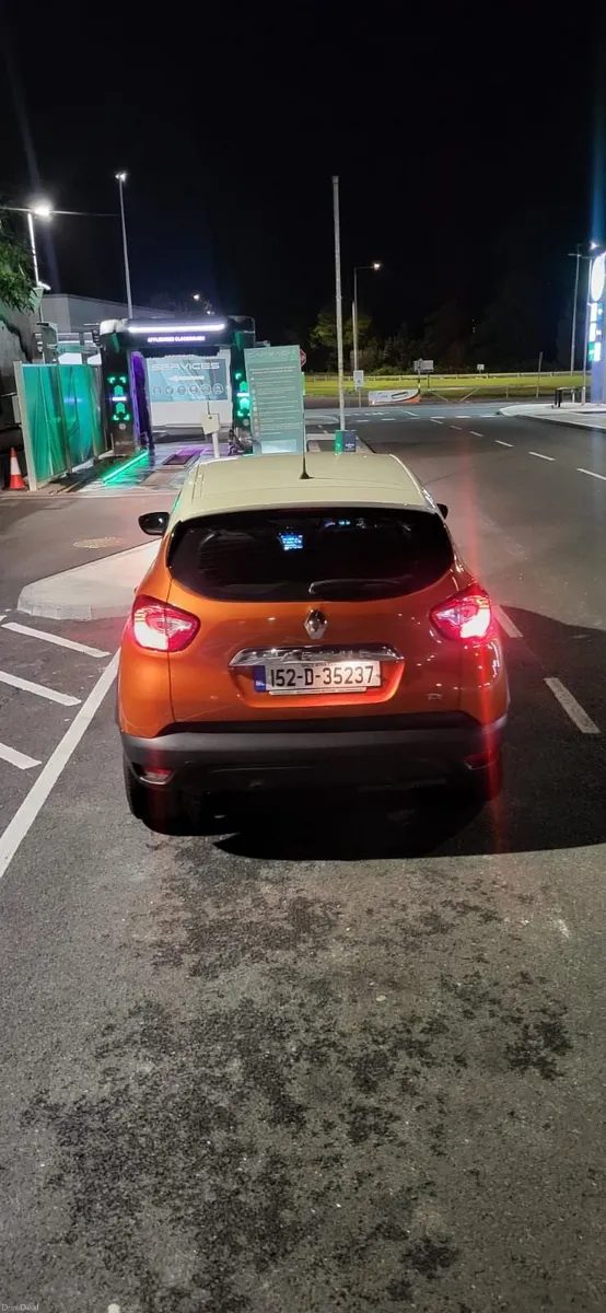 Renault Captur 152 €5750 Immaculate condition - Image 5