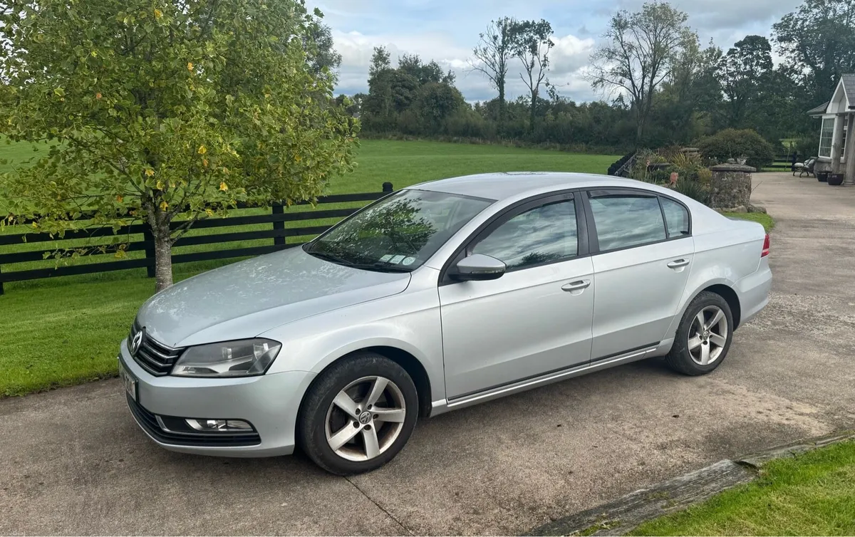 2012 VW Passat 2.0 TDI Bluemotion - Image 2