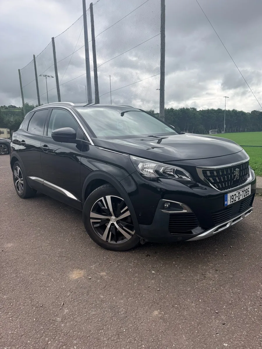 Car - Image 1