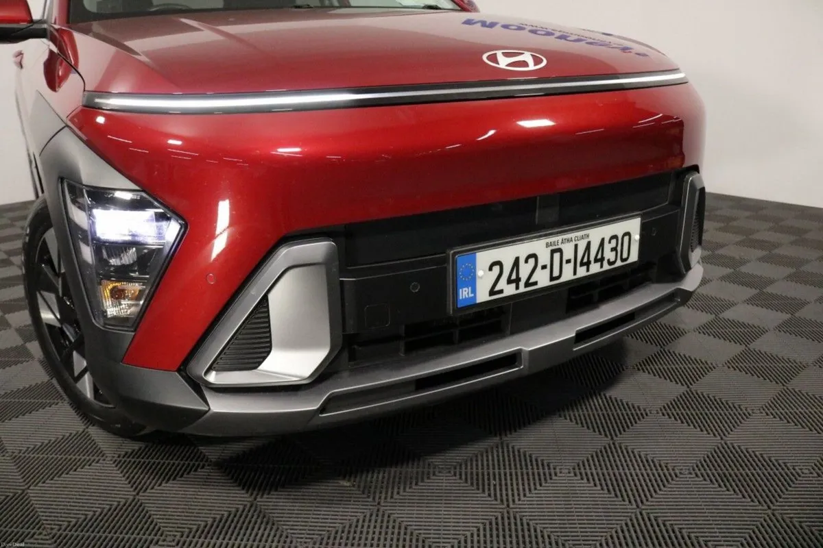 Hyundai KONA Hybrid Elegance 1.6L Petrol Automatic - Image 3