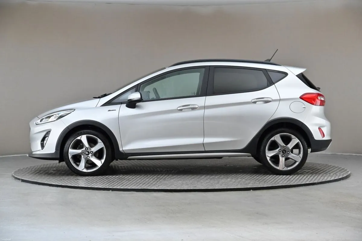 Ford Fiesta 1.0T ACTIVE 6SPD **LOW KMS** - Image 5